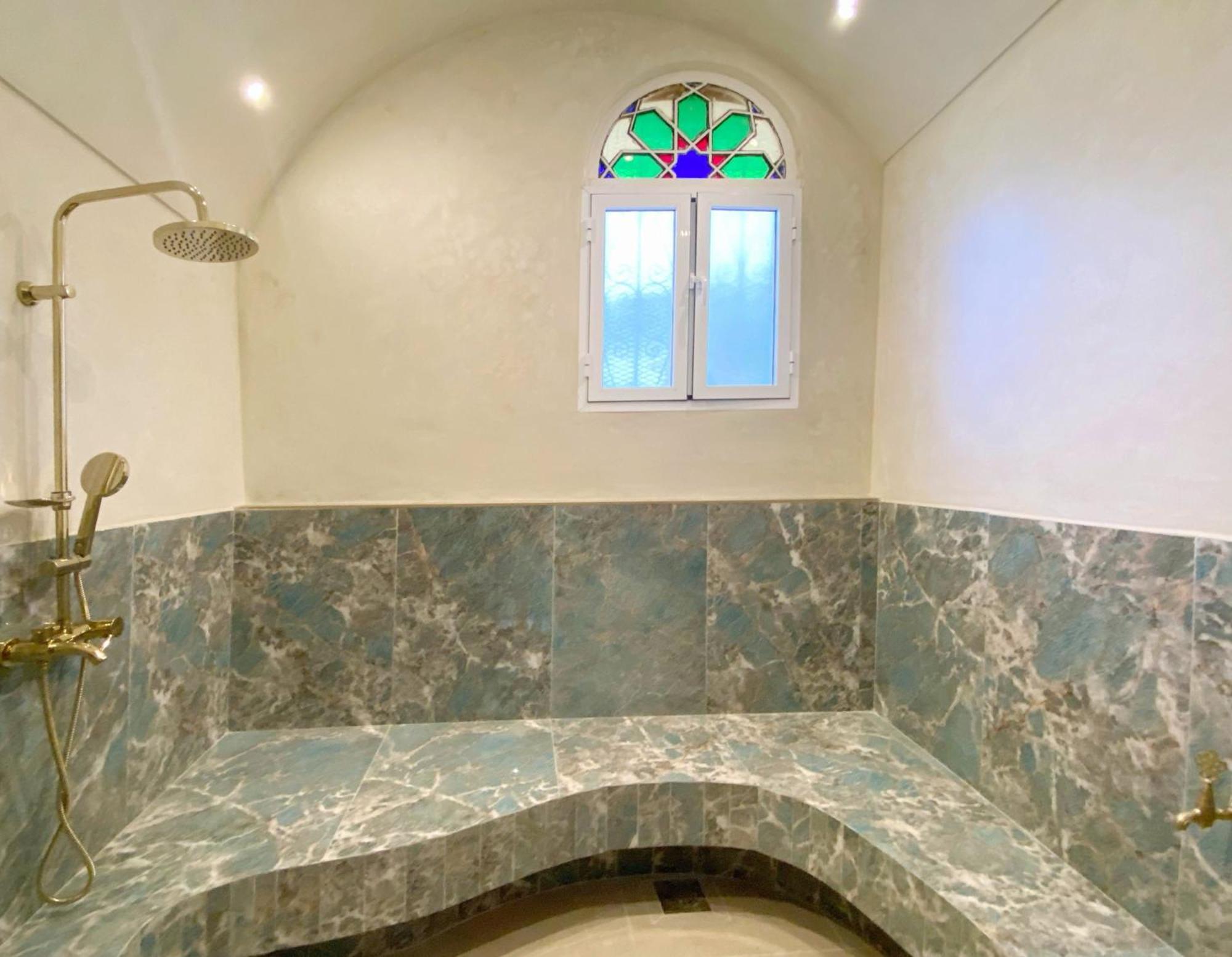 Absinthe Guest House Танжер Екстериор снимка