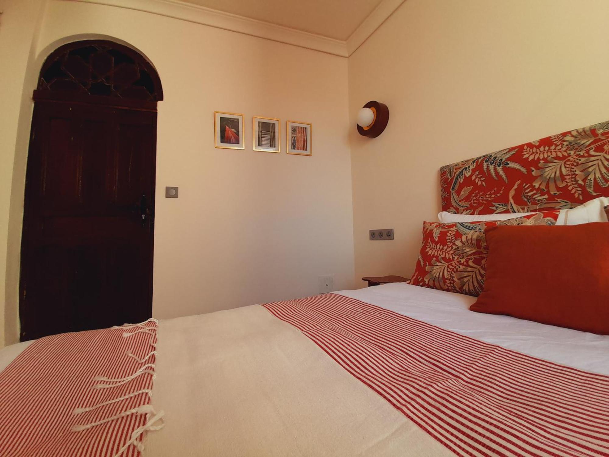 Absinthe Guest House Танжер Стая снимка